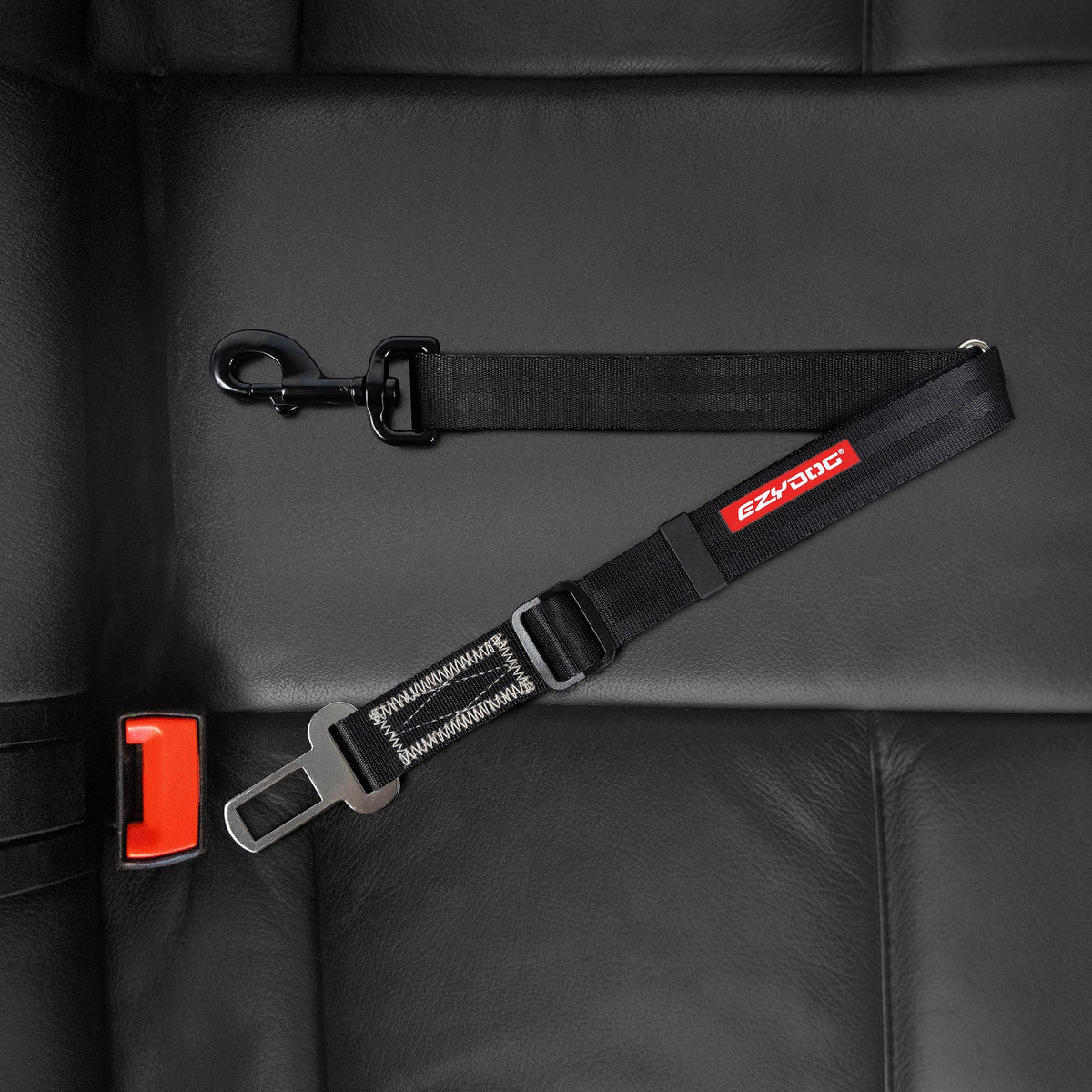 EzyDog - Click Adjustable Seatbelt Attachment