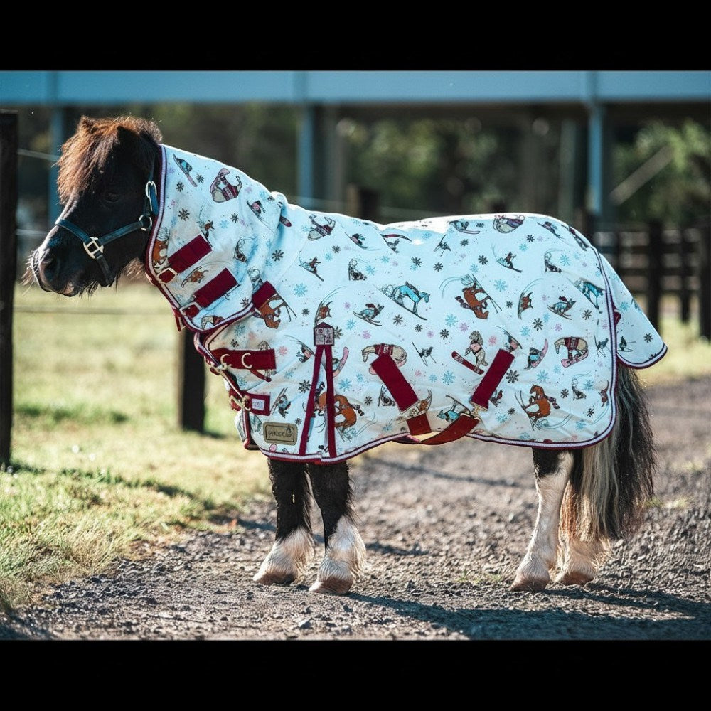 Piccolo - 1200D 150g Nylon Combo - Ski Slopes print rug on a miniature horse